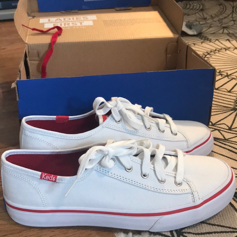 NWT WHITE KEDS